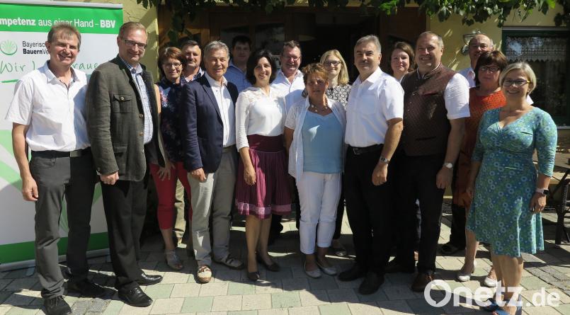 Die Landfrauen im Bayerischen Bauernverband stellten „Wahlprüfsteine“ den Kandidaten für die Landtagswahlen vor. Bild: Hirsch