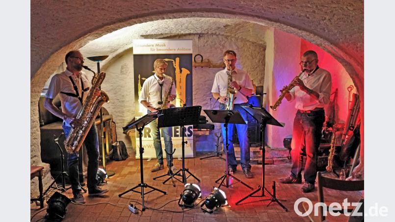Die "Saxbrothers" spielen auf vier unterschiedlichen Saxophonen im originellen Ambiente. twi