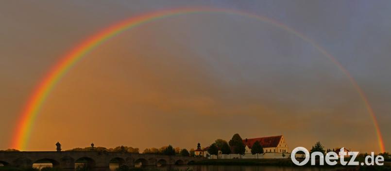 Regenbogen am Fischhofpark in Tirschenreuth. tr
