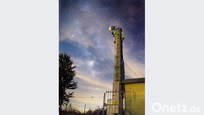 Sterne über einem Funkturm bei Fuchsmühl. Matthias Kunz