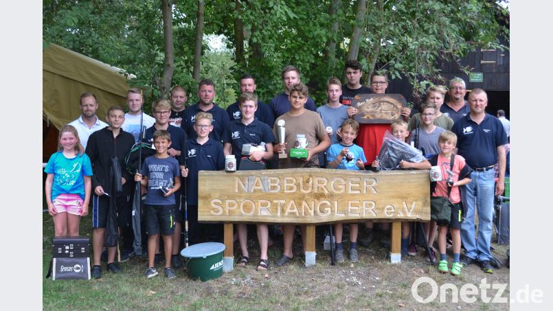 Viel Spaß hatten die Jugendlichen beim Zeltlager der Sportangler an der Alten Naab. exb