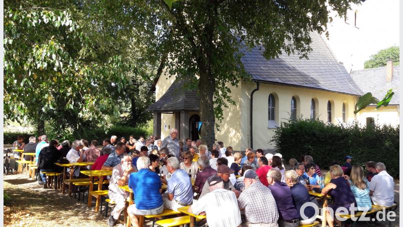 Großes Interesse fand das &quot;Kirchencafé&quot; bei der Friedenskirche. bwa