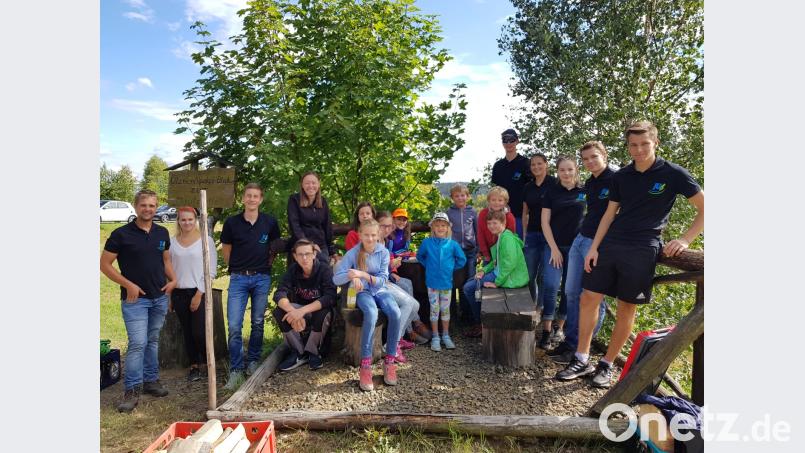 Station für Station arbeiten sich die Kinder bei den Waldspielen voran. cro