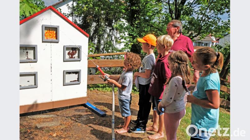 Michael Fiedlers Feuerwehrspritze war gut besucht. Bild: twi