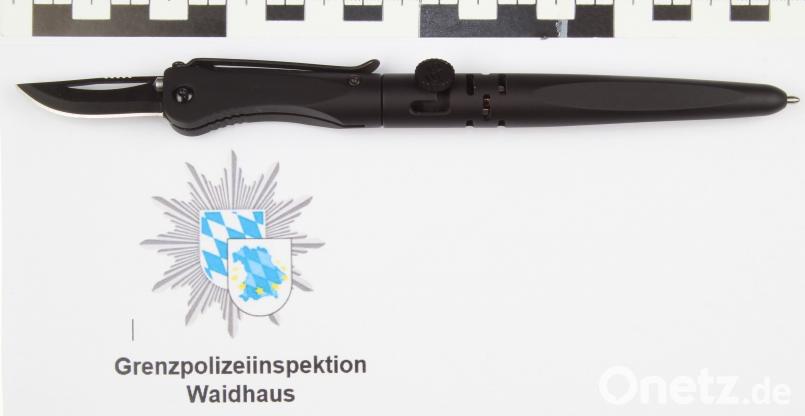 Ein Kugelschreiber als Waffe. Grenzpolizeiinspektion Waidhaus