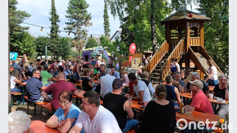 Bei schönem Sommerwetter herrschte großer Andrang und gute Stimmungauf dem Spielplatzfest Bild: twi