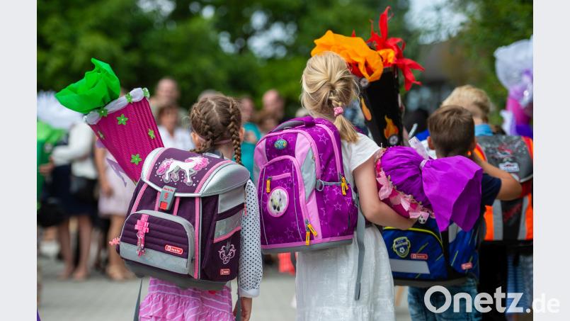 Im Landkreis gibt es heuer 1210 Schulanfänger. Bild: dpa/Philipp Schulze