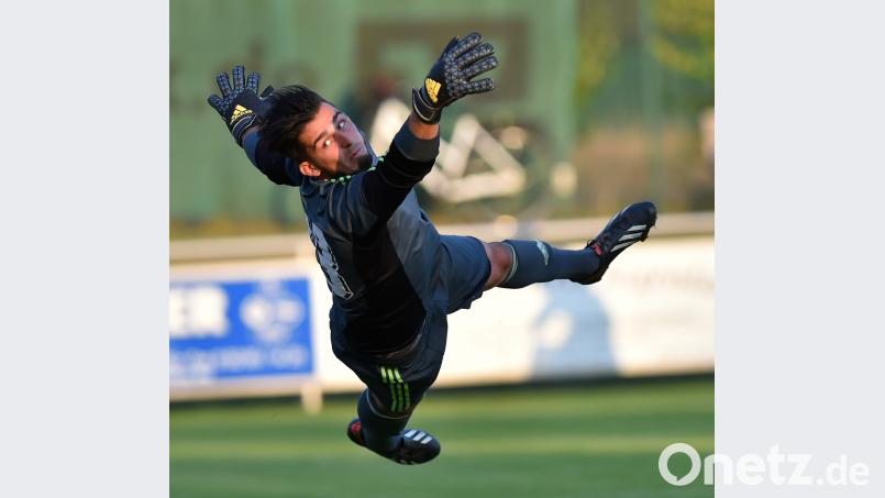 Auf den Grafenwöhrer Torwart Matthias Jahn könnte am Sonntag Schwerstarbeit zukommen, wenn Spitzenreiter FC Wernberg im Sportpark gastiert. Alfred Schwarzmeier