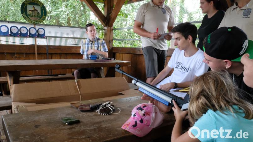 Aller Anfang ist schwer beim Zielschießen. Bild: twi