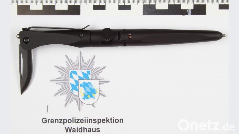 Ein Kugelschreiber als Waffe. Grenzpolizeiinspektion Waidhaus