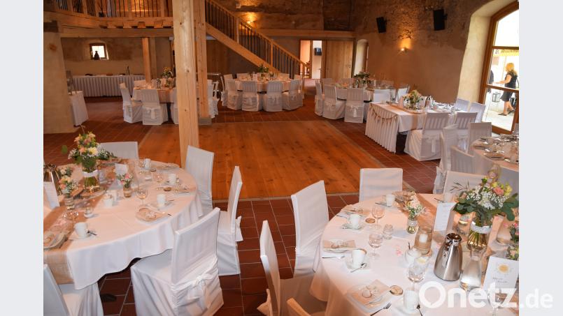 Als äußerst gelungen wird das Ambiente des Schossstadels in Schmidmühlen bezeichnet. Er ist zwar noch putzfrisch, aber die Nutzungsnachfrage läuft gut. bö