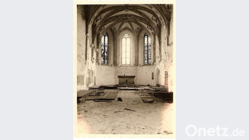 Altarraum nach der Räumung 1938. mor