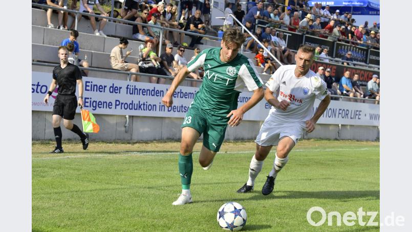 Die DJK Gebenbach besiegt den FSV Erlangen-Bruck mit 2:0. zg