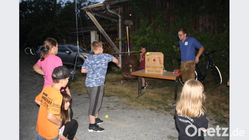 Für die Kinder war wieder ein tolles Programm vorbereitet, da konnten die Erwachsenen in Ruhe feiern. frd