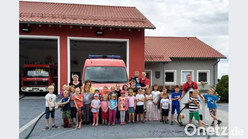 Nahezu 30 Kinder haben ihren Spaß beim Ferienprogramm der Haberländer Feuerwehr. Bild: sm Schmola, Werner