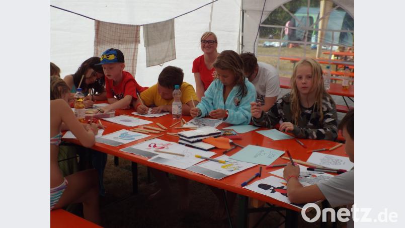 Der Maltisch war stets gut besucht. myd