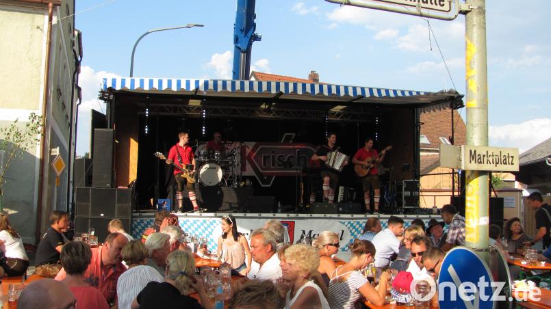 Die Partyband &quot;SaKrisch&quot; hat für jeden Musikgeschmack Lieder parat und macht gute Laune. sei