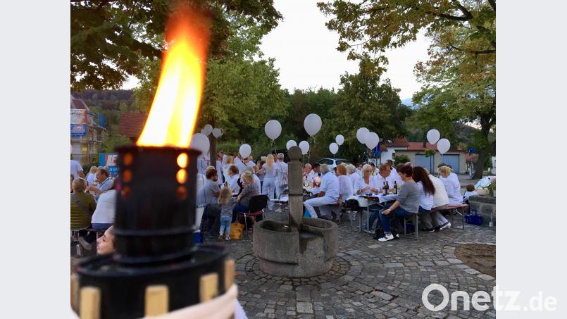 Dinner in White in Wutschdorf. Bild: gri