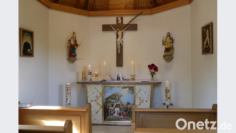Der Altar in der St-Josef-Kapelle bildet das innere Zentrum des Glaubensfestivals &quot;Allegria&quot; Bild: ils