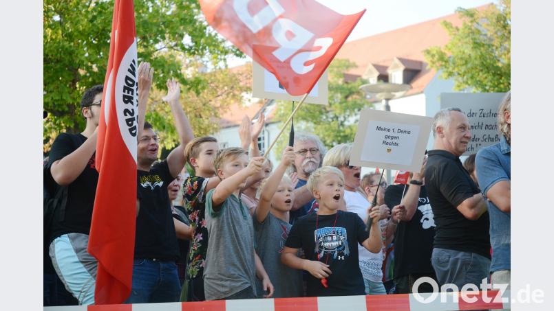 Protestveranstaltung der SPD zur AfD Wahlversammlung Bild: Gabi Schönberger