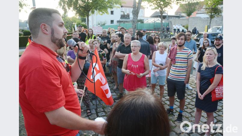 Protestveranstaltung der SPD zur AfD Wahlversammlung Bild: Gabi Schönberger