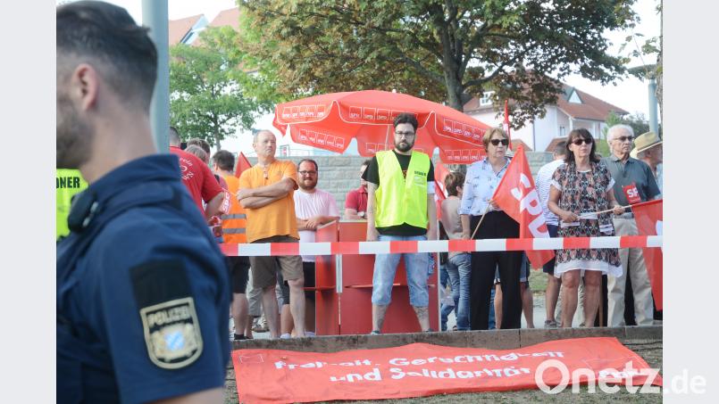 Protestveranstaltung der SPD zur AfD Wahlversammlung Bild: Gabi Schönberger