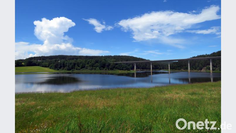 Im Eixendorfer Stausee Stausee herrscht derzeit Badeverbot. Bild: Gerhard Götz