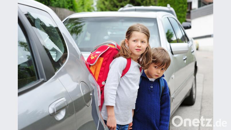 Oft schätzen Kinder Geschwindigkeiten falsch ein. Bild: photophonie - stock.adobe.com