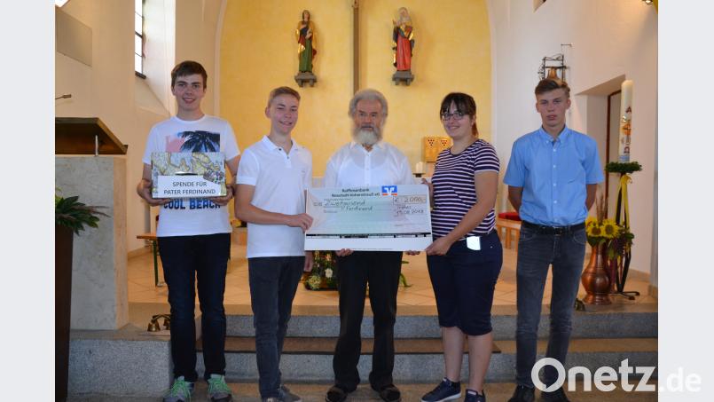 Die Tröbeser Ministranten und die Landjugend unterstützen die Arbeit von Pater Ferdinand im Kongo. Bild: gi