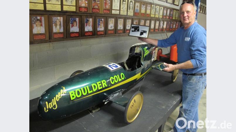 Der einzige Betrugsversuch beim All American Soap Box Derby wurde 1973 aufgedeckt: Jimmy Gronen aus Colorado hatte einen Elektromagneten in der Kisten-Spitze installiert und damit den Schwung der stählernen Startklappe mitgenommen. Bild: Karl Seiler