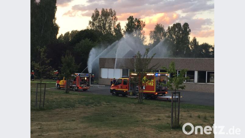 Einsatzübung gemeinsam mit der Feuerwehr Liebenstein beim Kartonagenwerk. Bild: exb