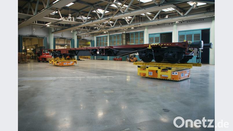 Mit Transportsystemen von WFT können lange und schwere Bauteile in alle Richtungen bewegt werden. Bild: WFT