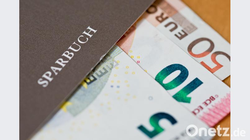 Das klassische Sparen verliert immer mehr an Bedeutung. Bild: Daniel Karmann/dpa