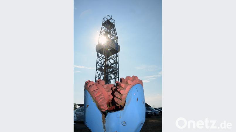 Der 83 Meter hohen Bohrturm beim Geo-Zentrum an der KTB. Bild: Gabi Schönberger