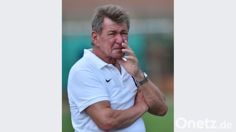 Pressaths Trainer Hans Mößbauer setzt auf Sieg in Kastl. Bild: Alfred Schwarzmeier