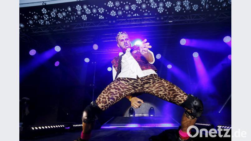 Der Franzose Vincent „Lord Scrat“ Roussel lässt die Hände tanzen. Foto: Eeva Riihelä/Lehtikuva Bild: Eeva Riihelä