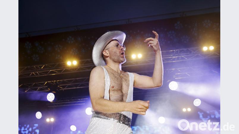 Patrick „Ehrwolf„ Culek glitzert in Oulu. Foto: Eeva Riihelä/Lehtikuva Bild: Eeva Riihelä