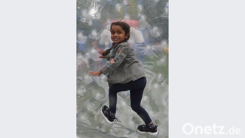 So fühlt sich ein Zorb-Ball von Innen an. Bild: Kunz