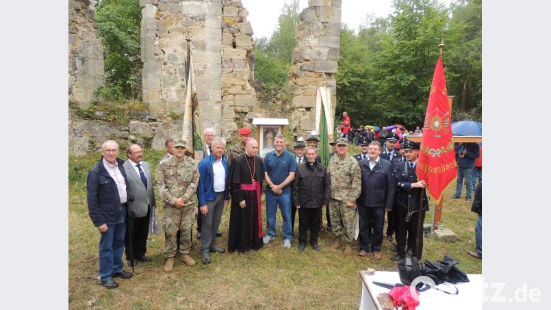 Feier Gruppe Bild: mor