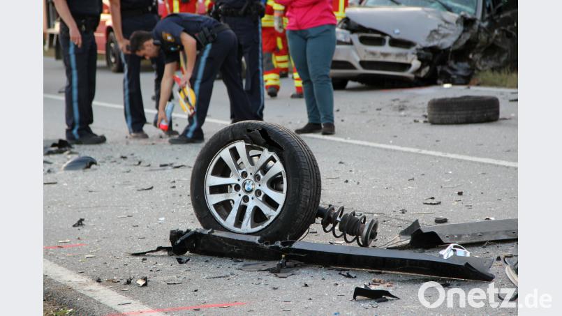 Unfall auf der B8 bei Pfatter Bild: Alexander Auer