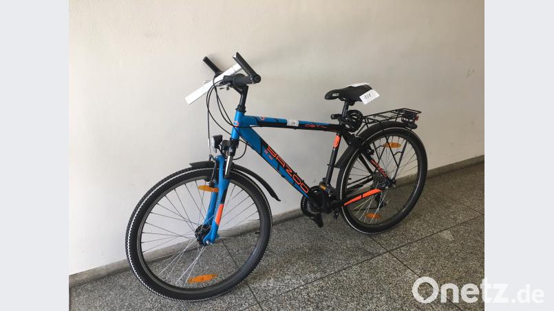 Dieses hochwertige Fahrrad hatte ein 19-Jähriger erst kürzlich einem US-Amerikaner in Amberg gestohlen. Bild: Polizeiinspektion Amberg