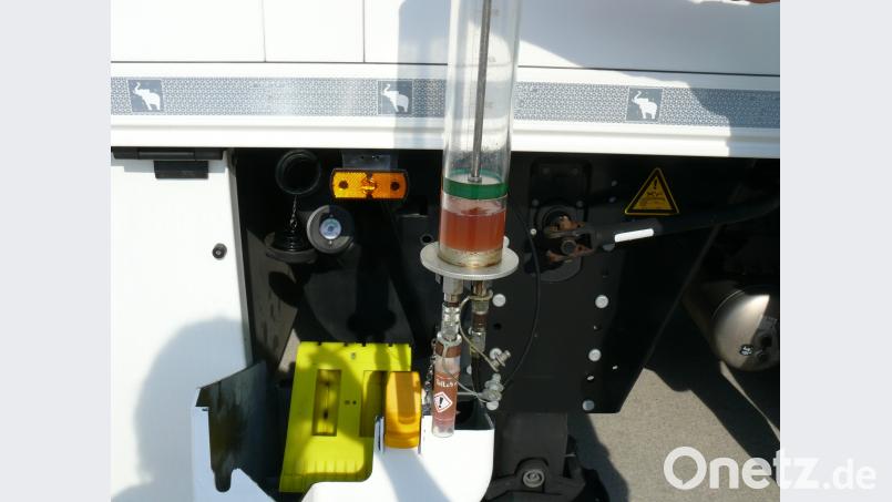 Mit einem Heizöl-Dieselgemisch im Tank wollte der Trucker bis nach England fahren. Bild: exb