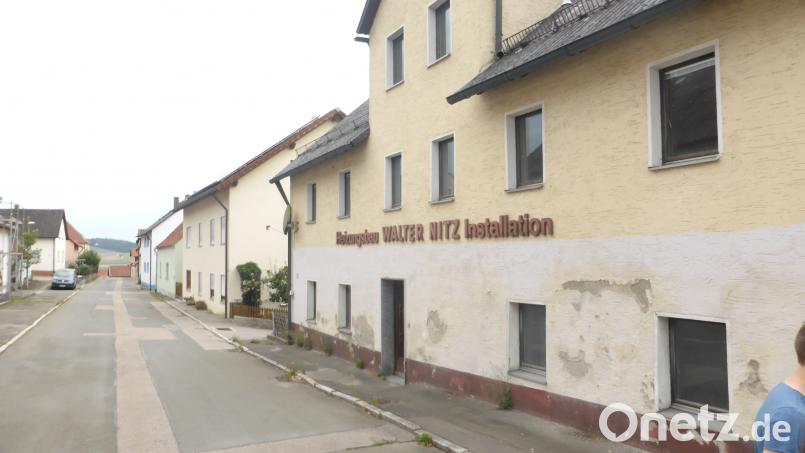 Die Hofmarkstraße ist von Leerständen und Asphaltflächen geprägt. Bild: exb