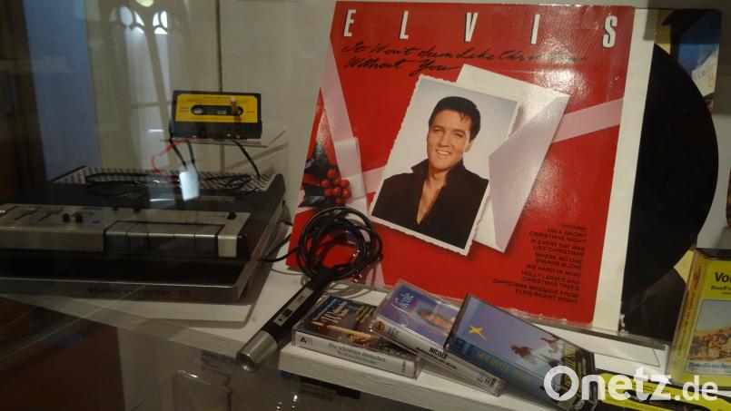 Museumsreif oder museumswürdig? Zu Lebzeiten von Elvis Presley stand der Kassettenrekorder hoch im Kurs. Viele junge Leute von heute kennen ihn nicht mehr. Bild: hka