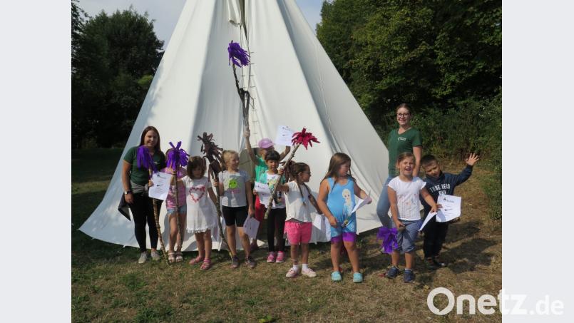 „Ene, meine, Sockenschuss, mit dem Regen ist jetzt Schluss“ lautet einer der selbst gedichteten Zaubersprüche. Bild: jzk