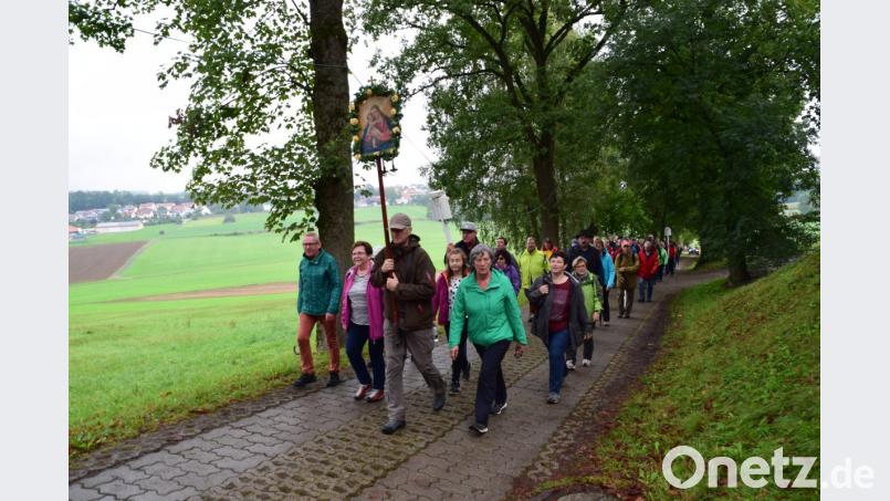 Seit vielen Jahren kommen die Hirschauer Wallfahrer zu Fuß auf dem Mausberg, so auch heuer wieder am zweiten Sonntag. Bild: swo