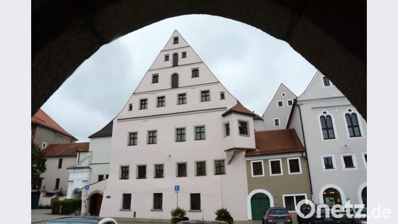 Das Alte Schloss hat sich architektonisch kaum verändert. Bild: Gabi Schönberger