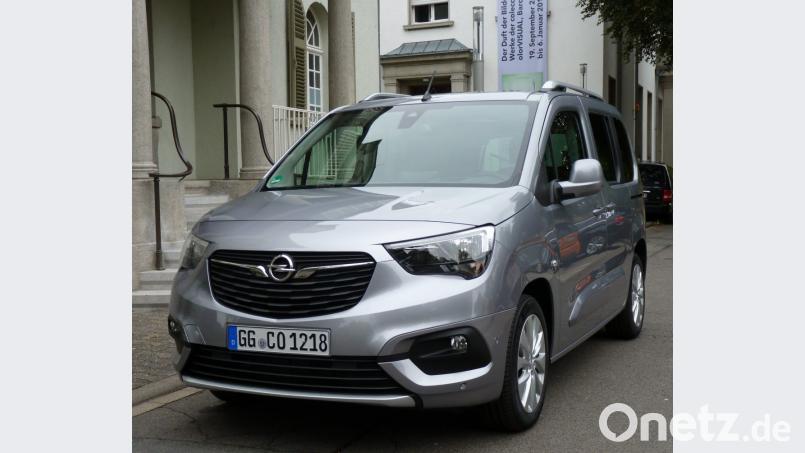 Mit dem typischen Opel-Gesicht setzt sich die Marke mit dem Blitz von den Konzern-Brüdern aus dem Hause Peugeot und Citroen ab. Bild: bz