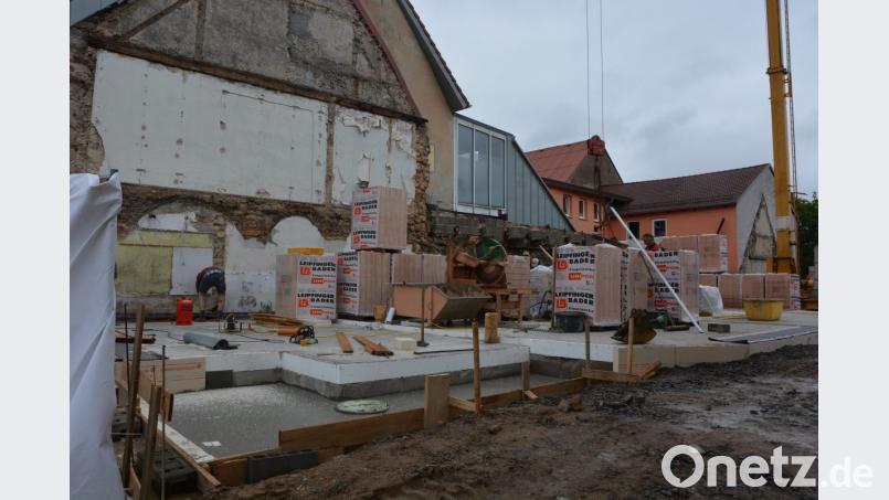 Am Donnerstagnachmittag wurde mit den Maurerarbeiten begonnen. Noch heuer soll der Rohbau erstellt werden, im Herbst 2019 sollen die neuen Räumlichkeiten bezogen werden. Bild: jr