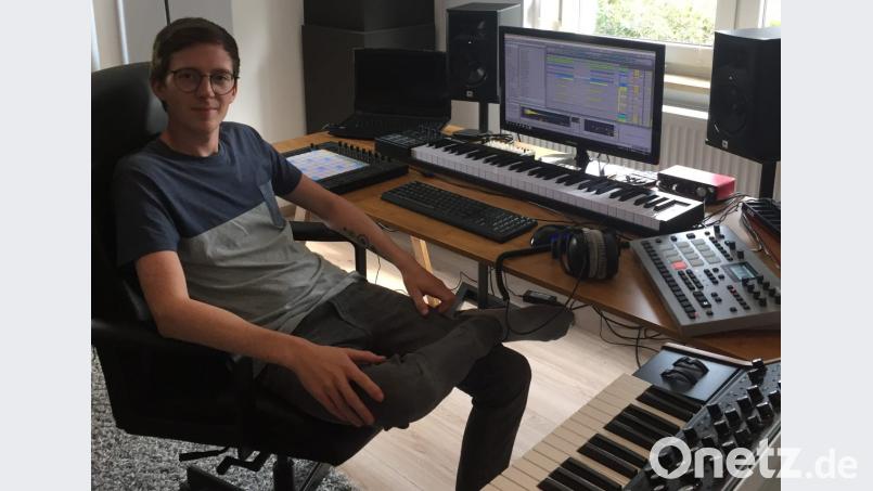 Hier ensteht der "Renga Weh"-Sound: Michael Wagner in seinem Studio in Kulmain Bild: Michael Wagner